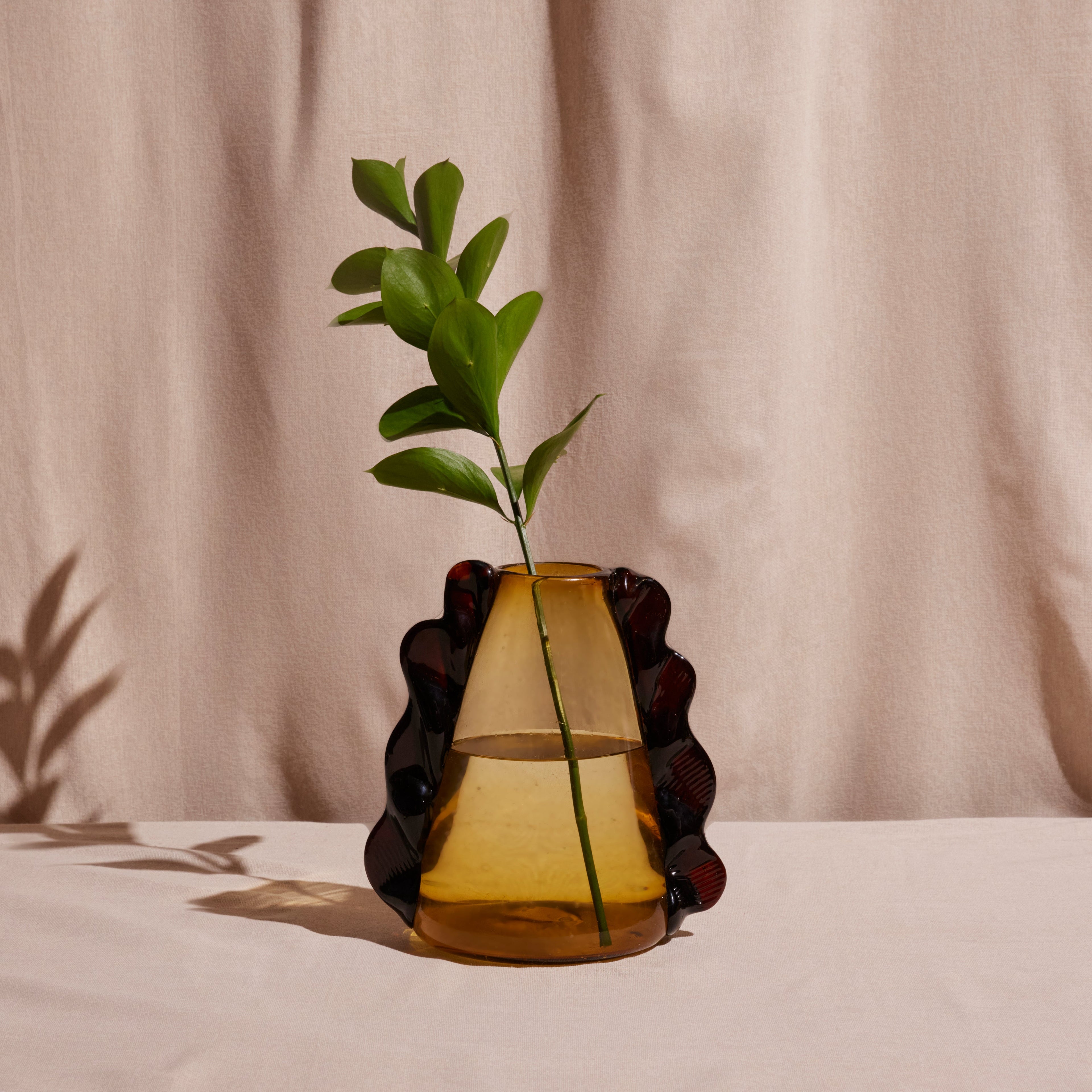 Betta Vase — Amber